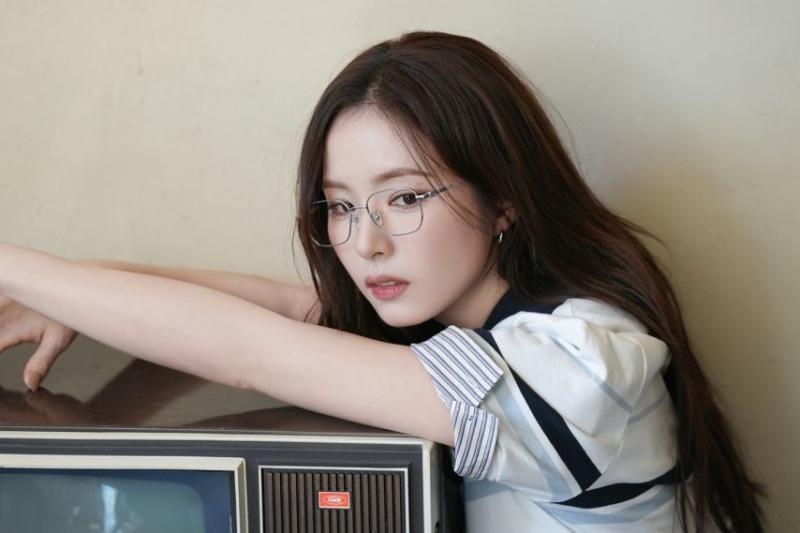 신세경