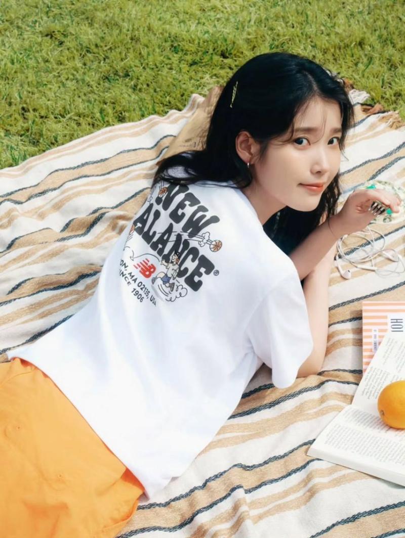 아이유 뉴발란스