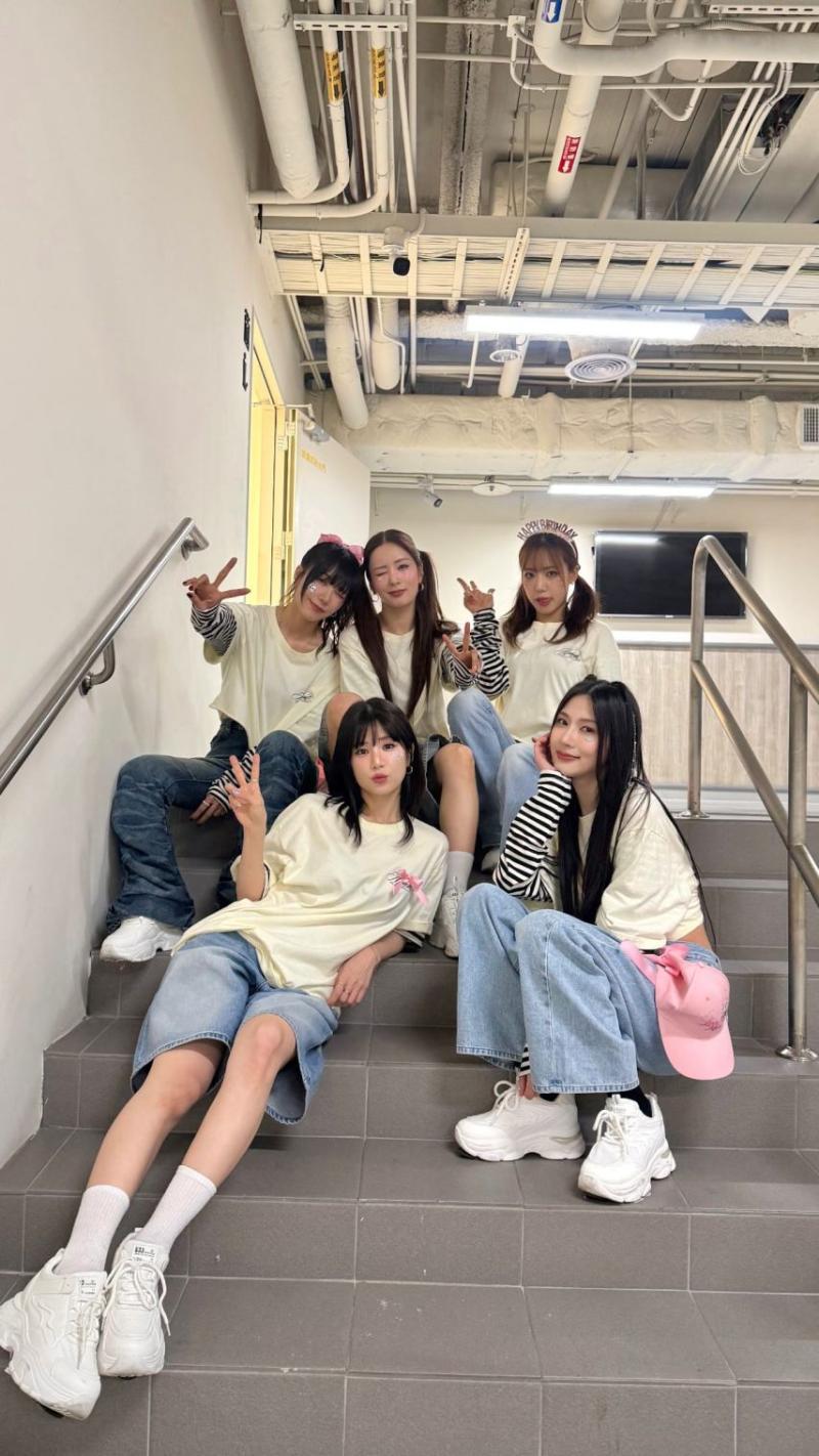 에이핑크 초롱,보미,은지,남주
