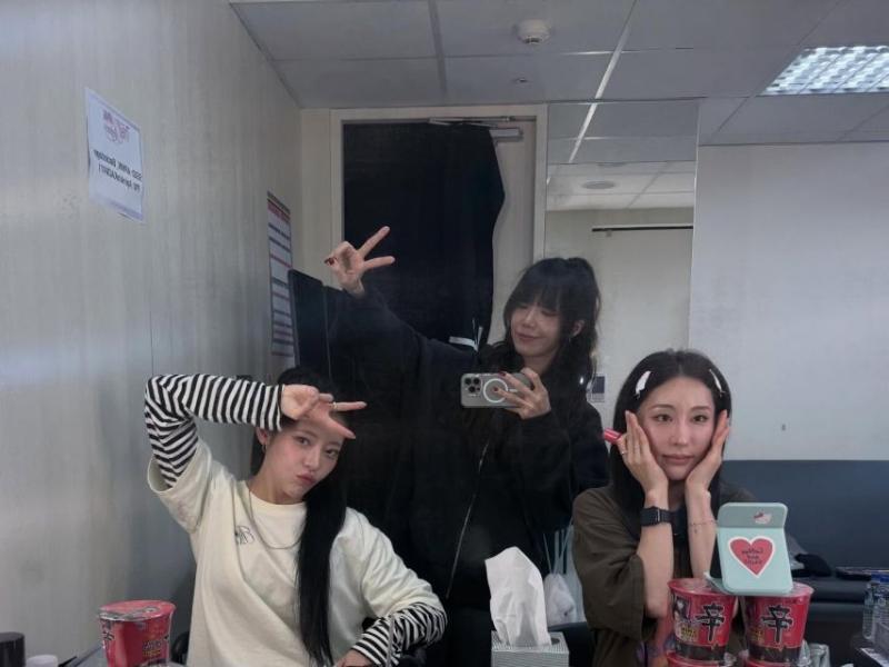 에이핑크 초롱,보미,은지,남주