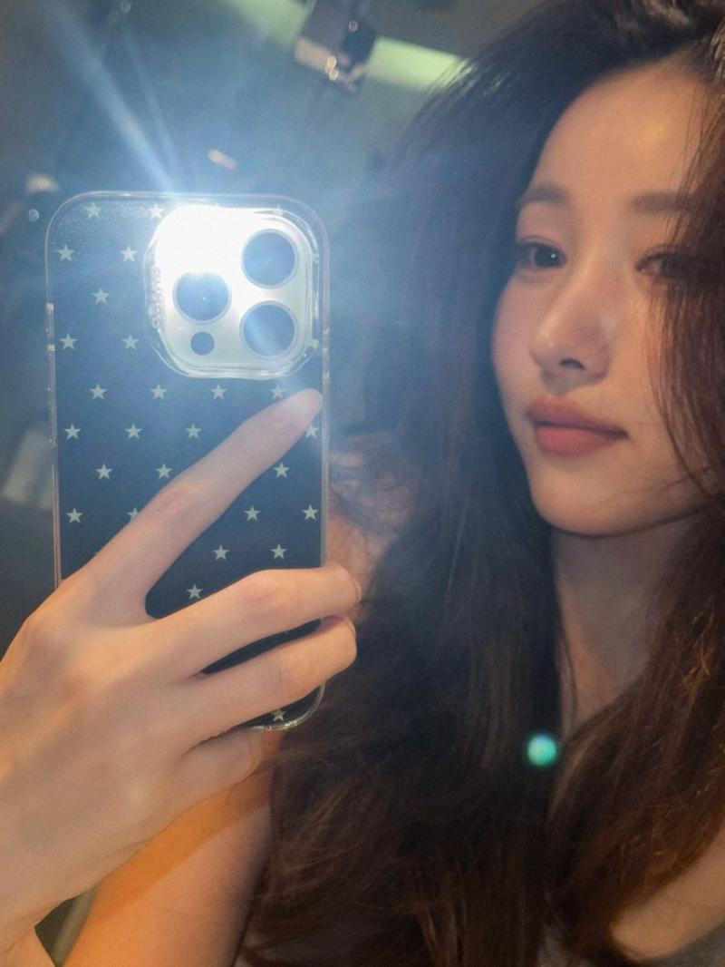 여자친구 소원 최근 민소매 몸매 . JPG
