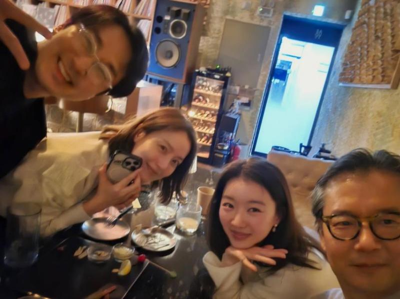 장희진 문채원 등  악의꽃 모임