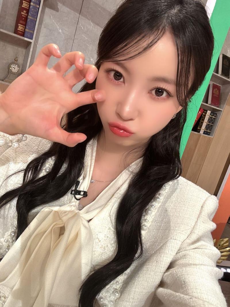 유빈/ 효정 오마이걸