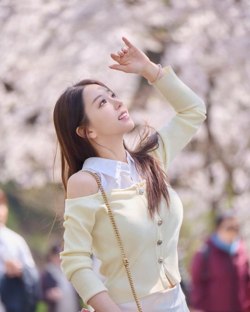 황유주 아나운서