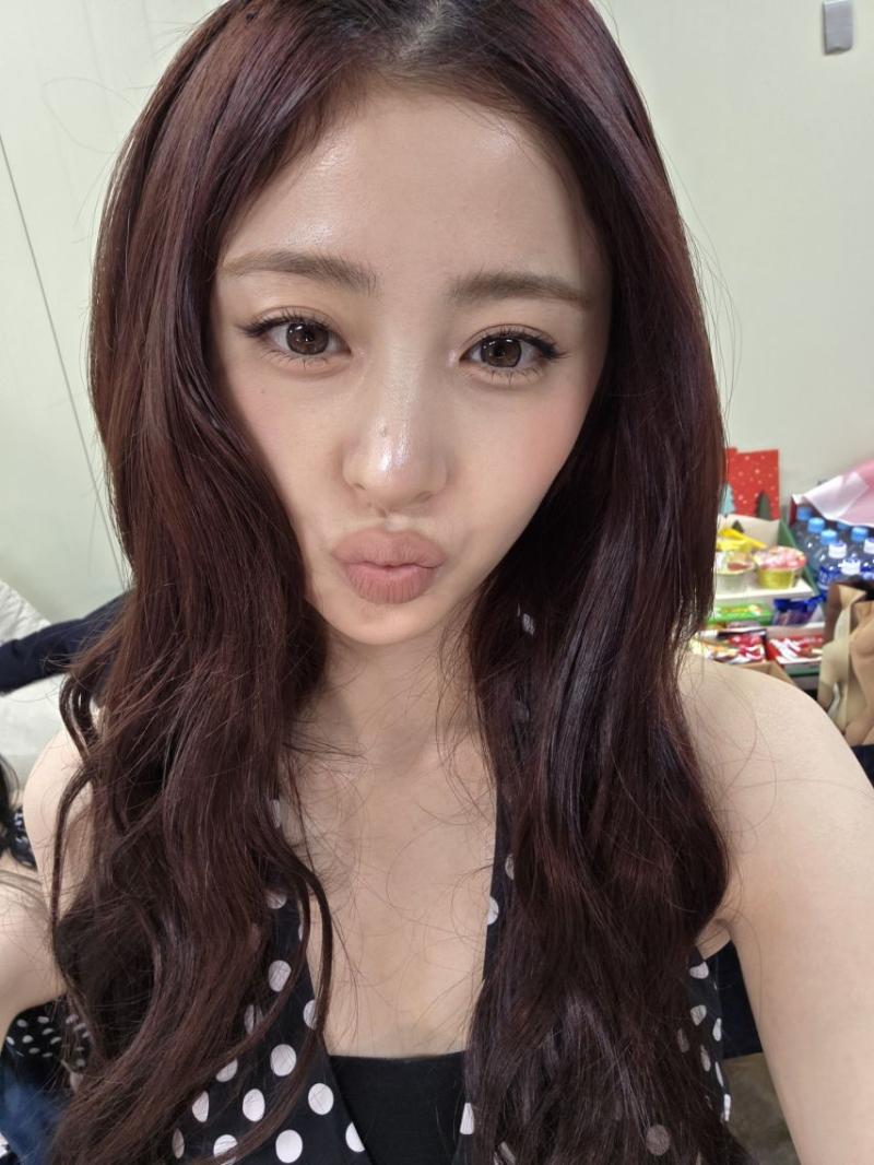 르세라핌 허윤진