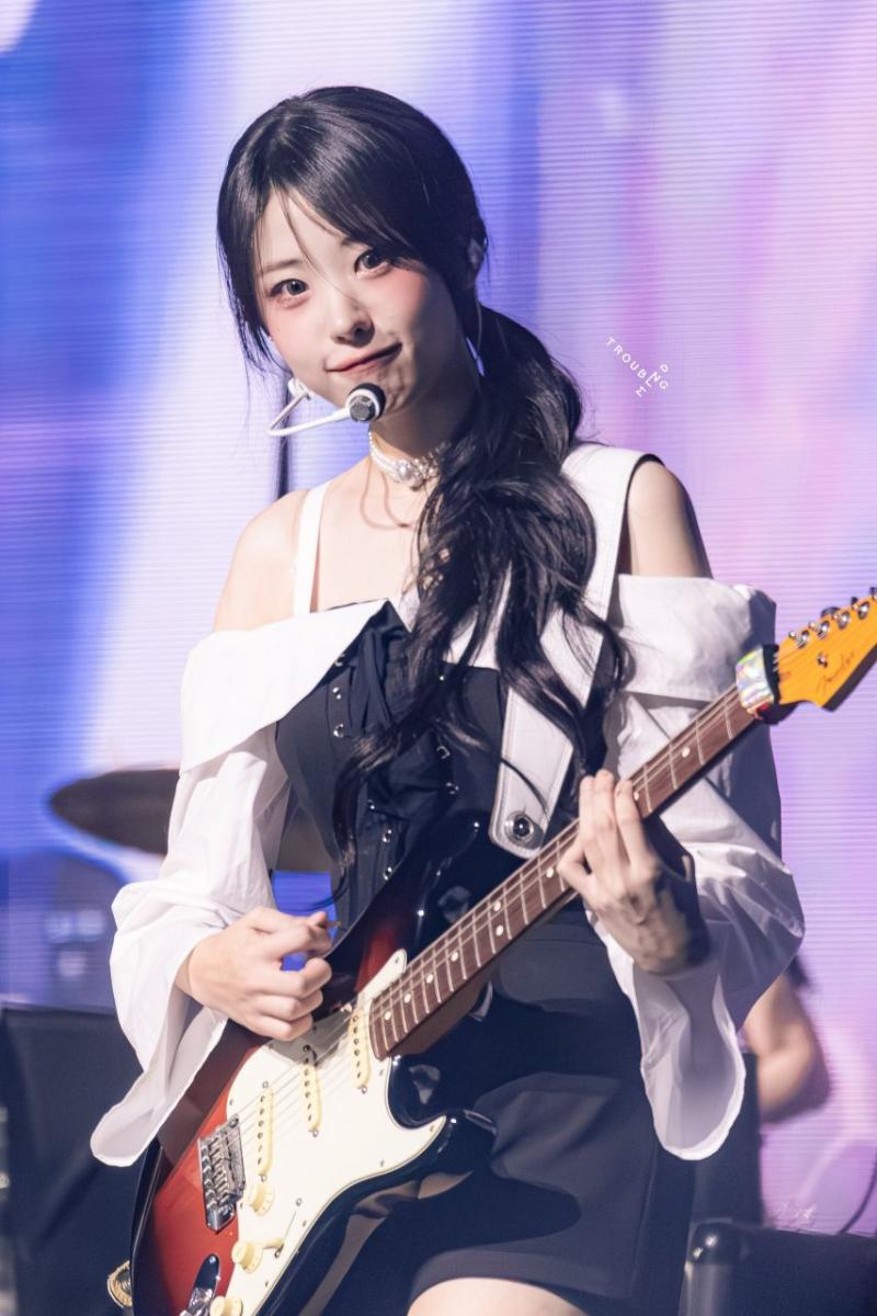QWER 히나