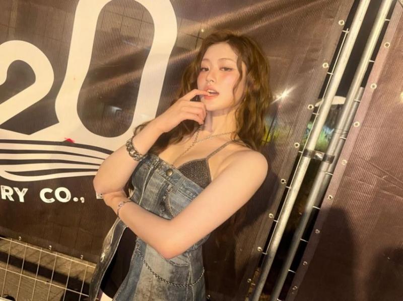 피프티피프티 아테나