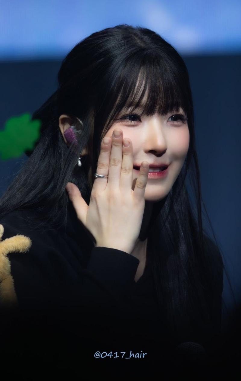 프로미스나인 백지헌