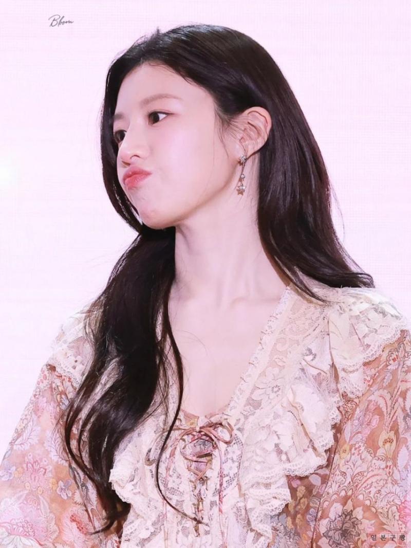 배우 고윤정