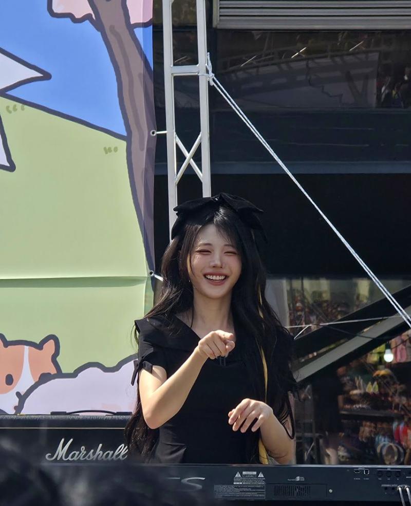 QWER 히나