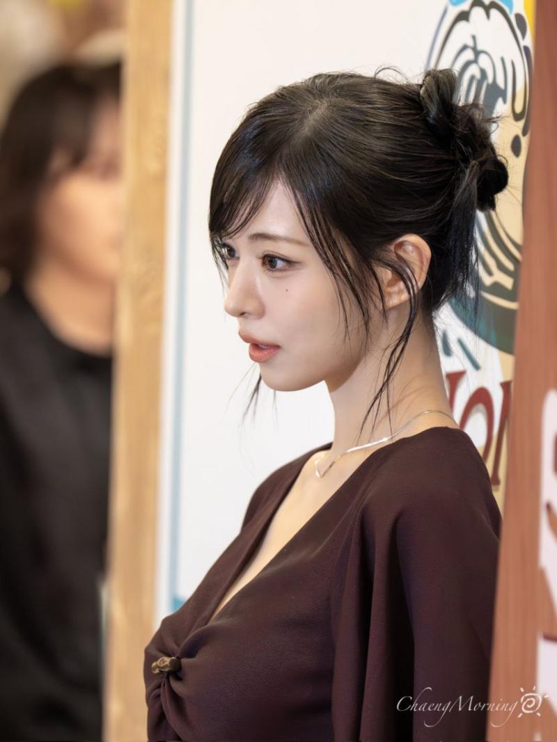프로미스나인 이채영