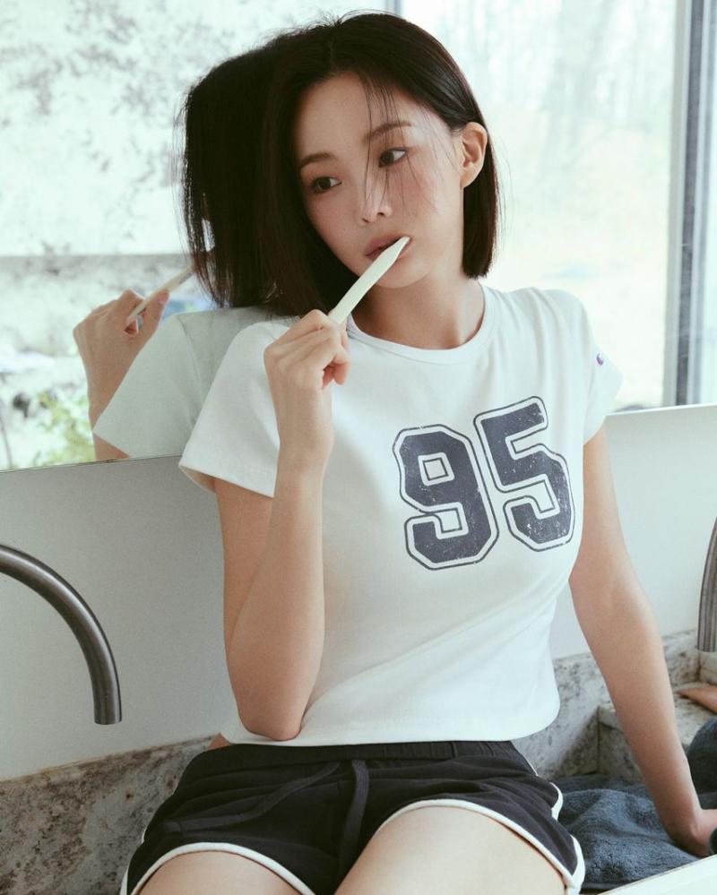 금새록 챔피온