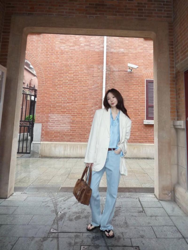다비치 강민경  SNS