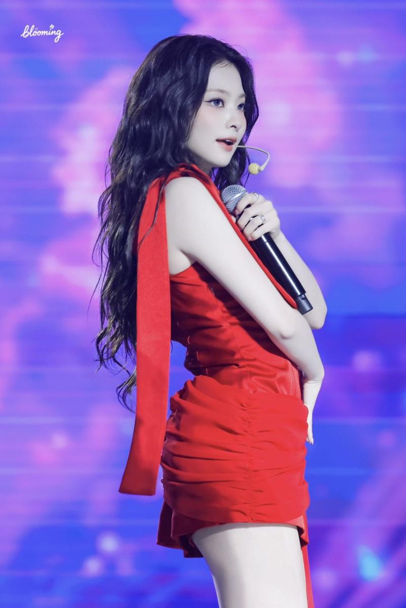 프로미스나인 이나경