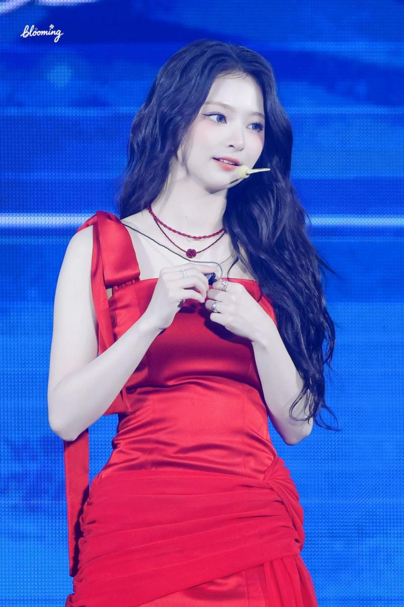 프로미스나인 이나경