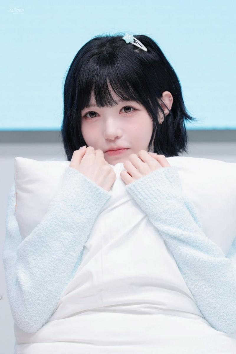트리플에스 김채원