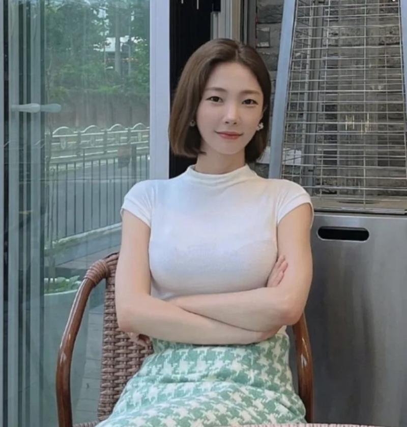 권민정 아나운서