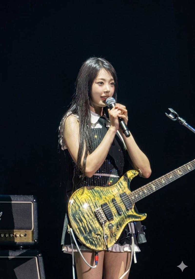 QWER 히나