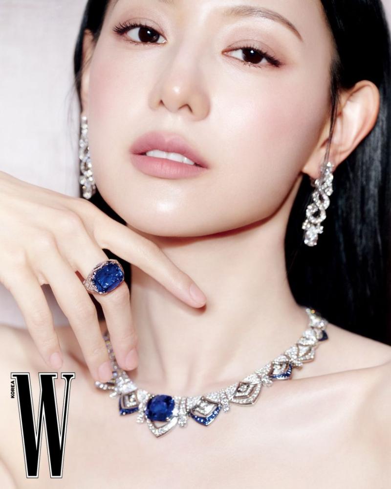 김지원 불가리 WKorea/ 듀베티카