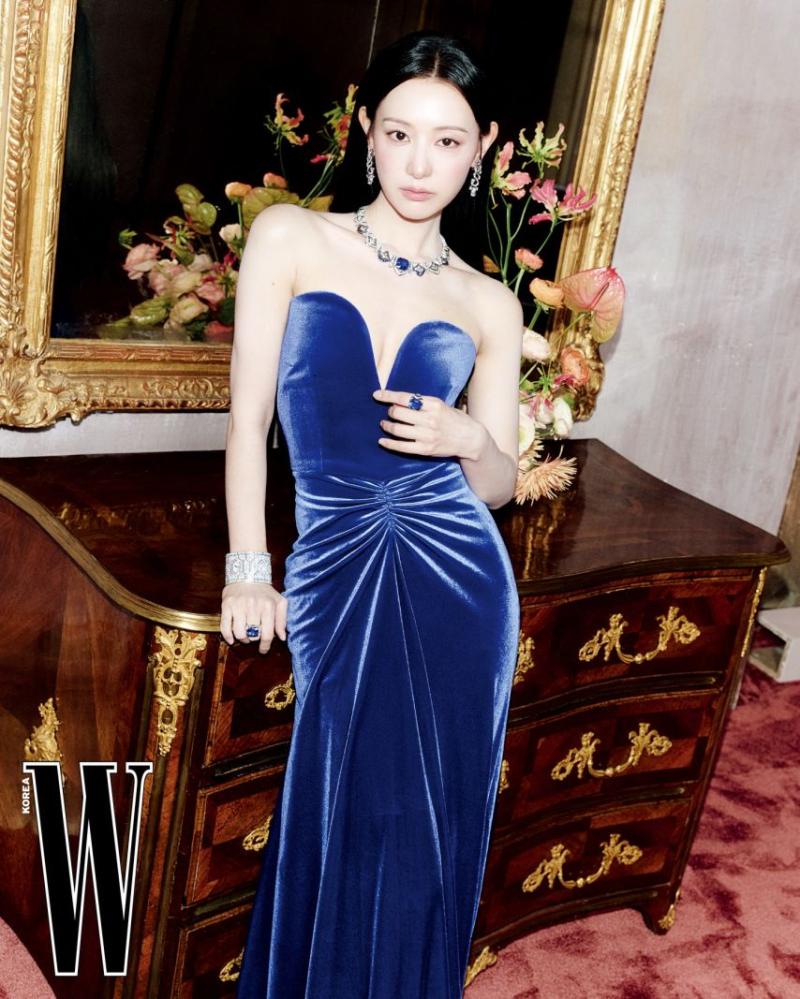 김지원 불가리 WKorea/ 듀베티카