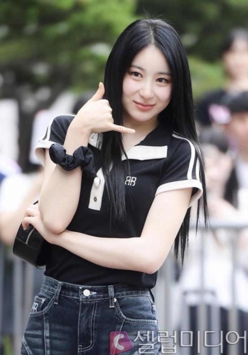 흑발 vs 금발 이채연
