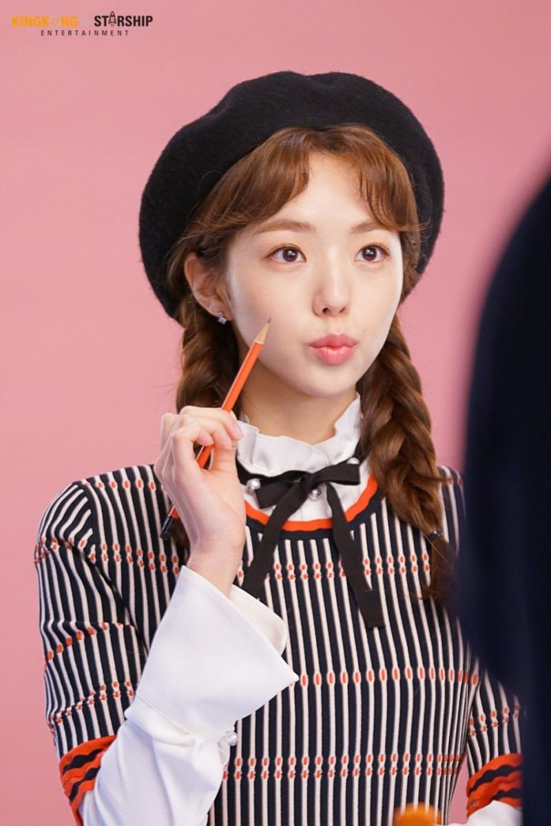 배우 채수빈