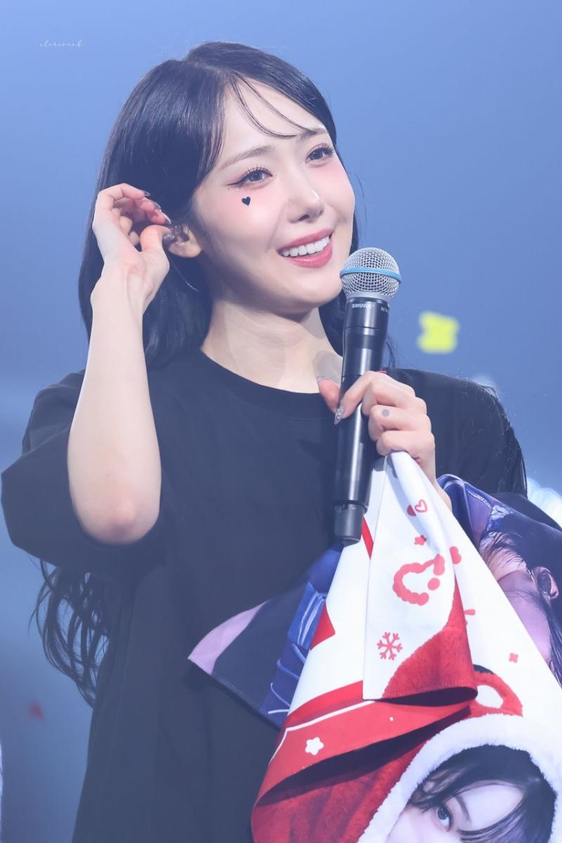 VIVIZ 신비