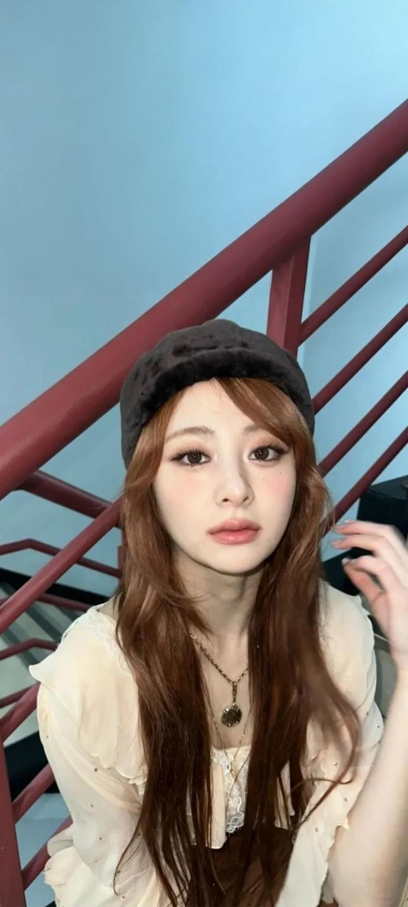 르세라핌 허윤진