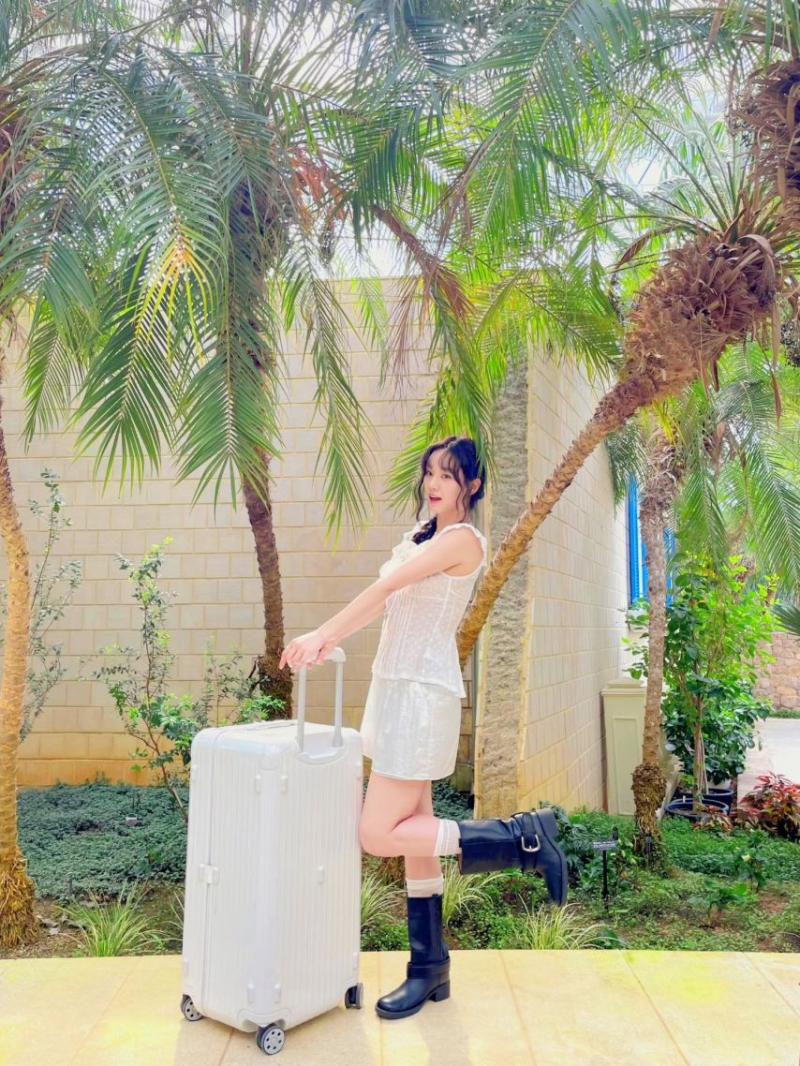 혜리 HYERIDE/ ToryBurch