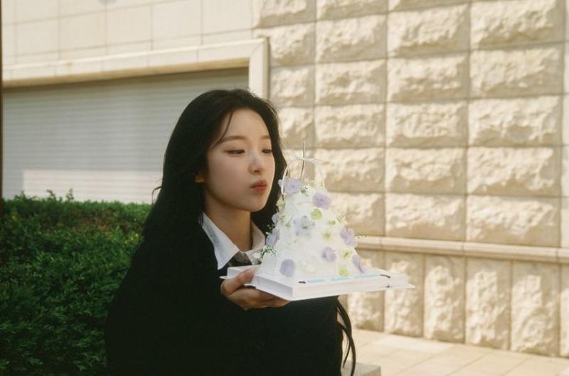 프로미스나인 백지헌