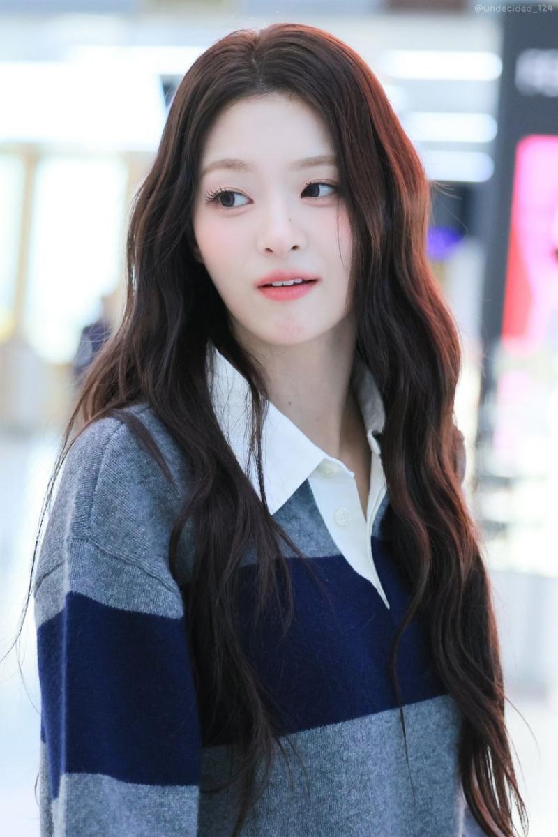 프로미스나인 이나경