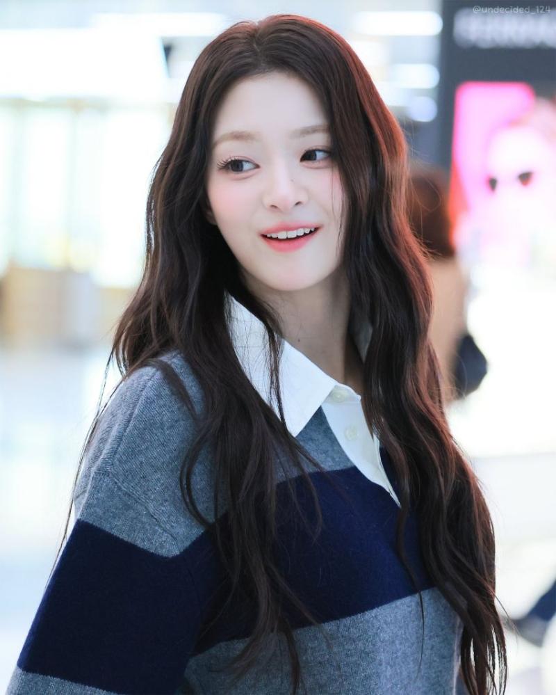 프로미스나인 이나경