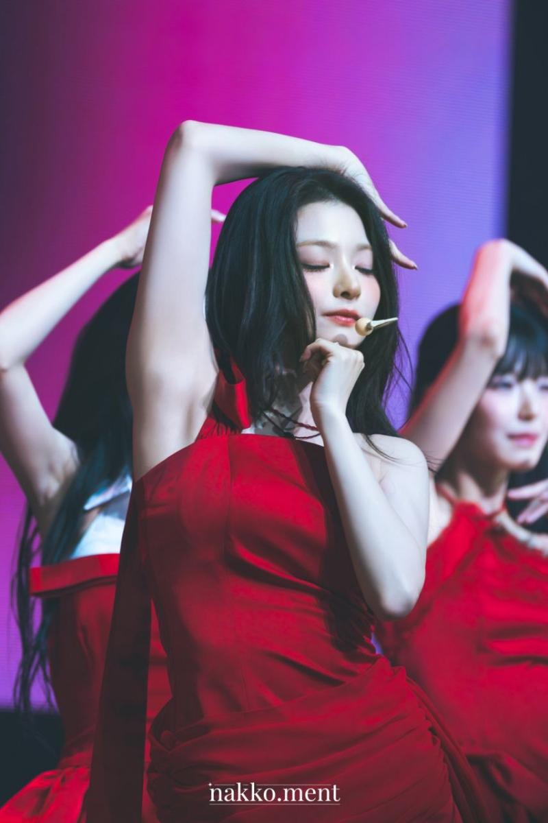 프로미스나인 이나경