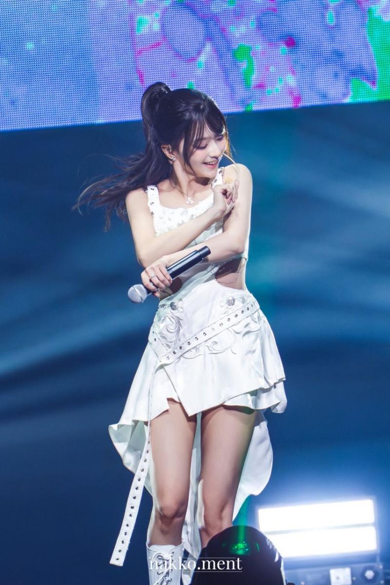 프로미스나인 이나경