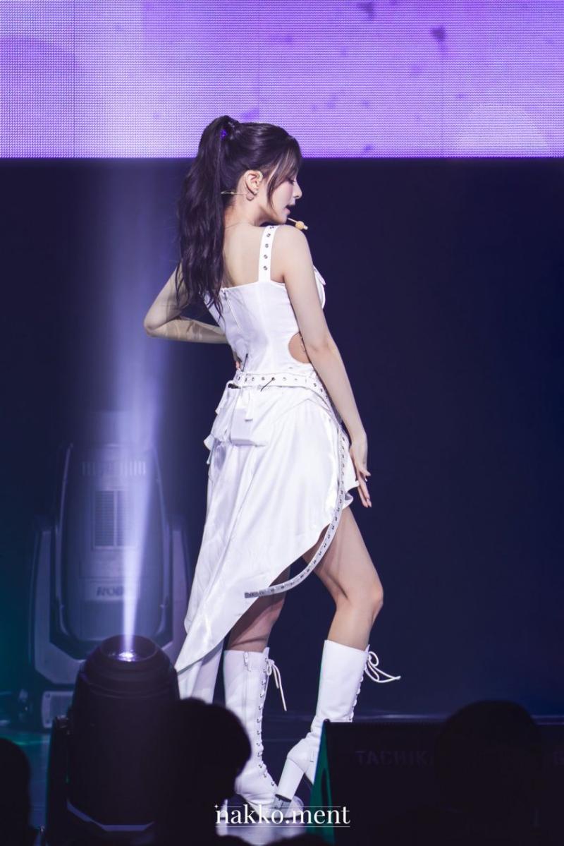 프로미스나인 이나경