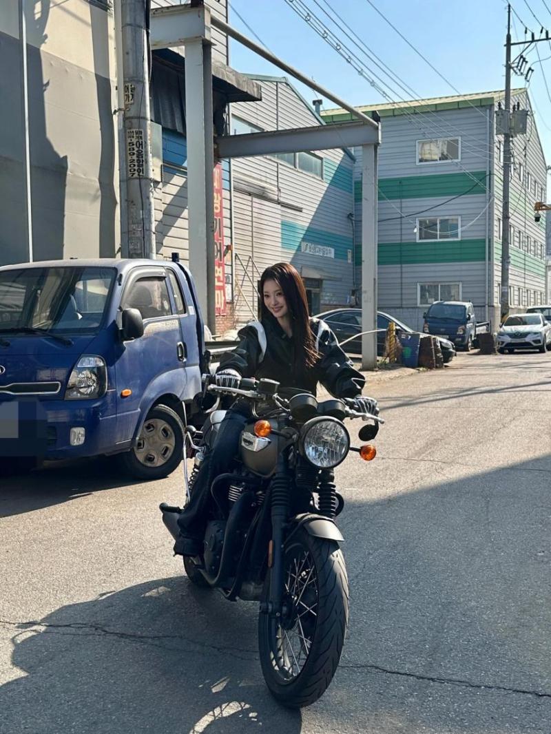프로미스나인 이나경