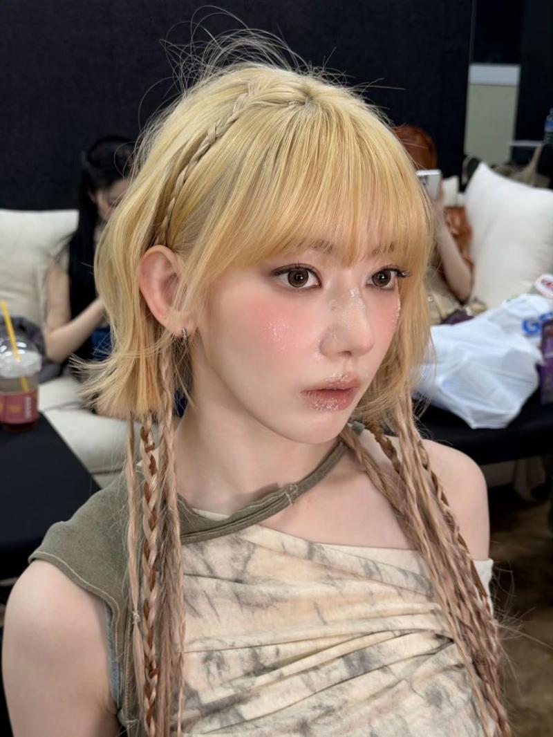 르세라핌 사쿠라,홍은채