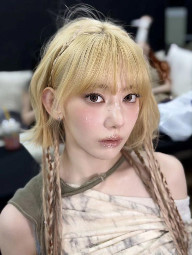 르세라핌 사쿠라,홍은채