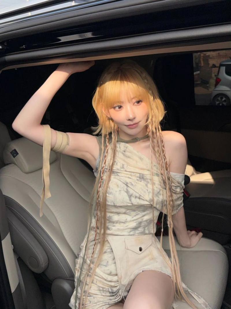 르세라핌 사쿠라,홍은채