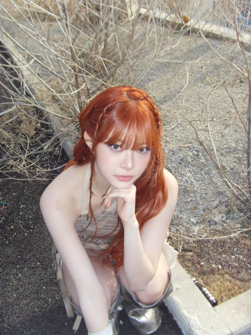 르세라핌 사쿠라,홍은채