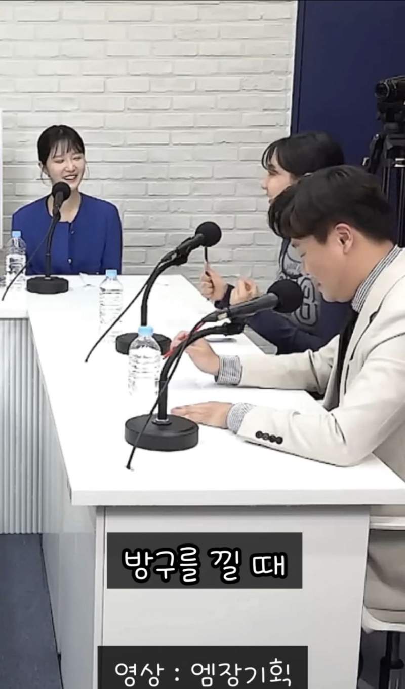 방구 냄새 안나서 자주 뀐다는 치어리더.jpg