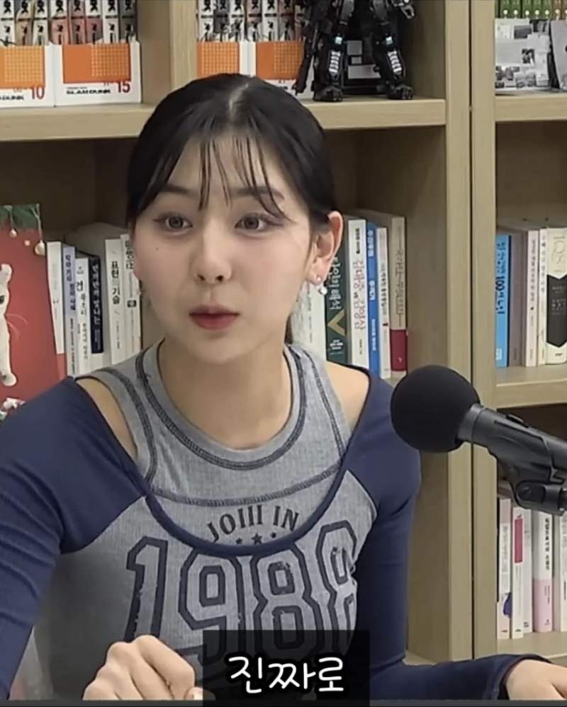 방구 냄새 안나서 자주 뀐다는 치어리더.jpg