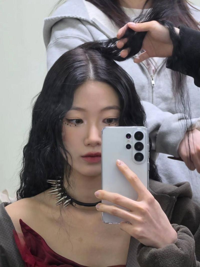 르세라핌 / 김채원,허윤진,카즈하