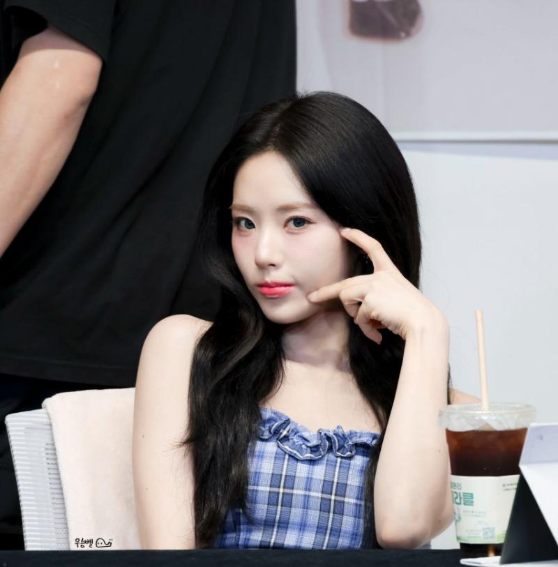 프로미스나인 박지원