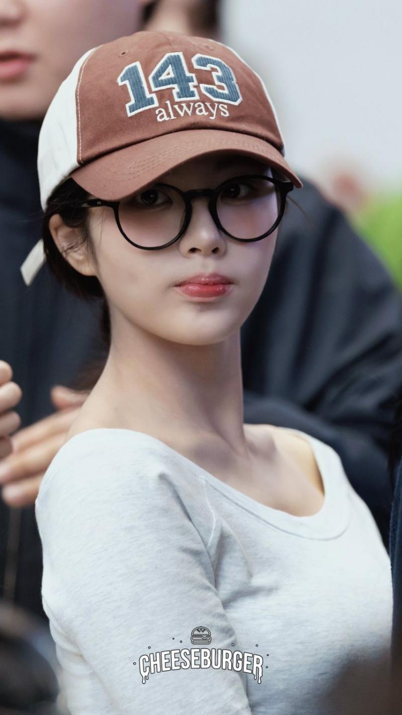프로미스나인 박지원