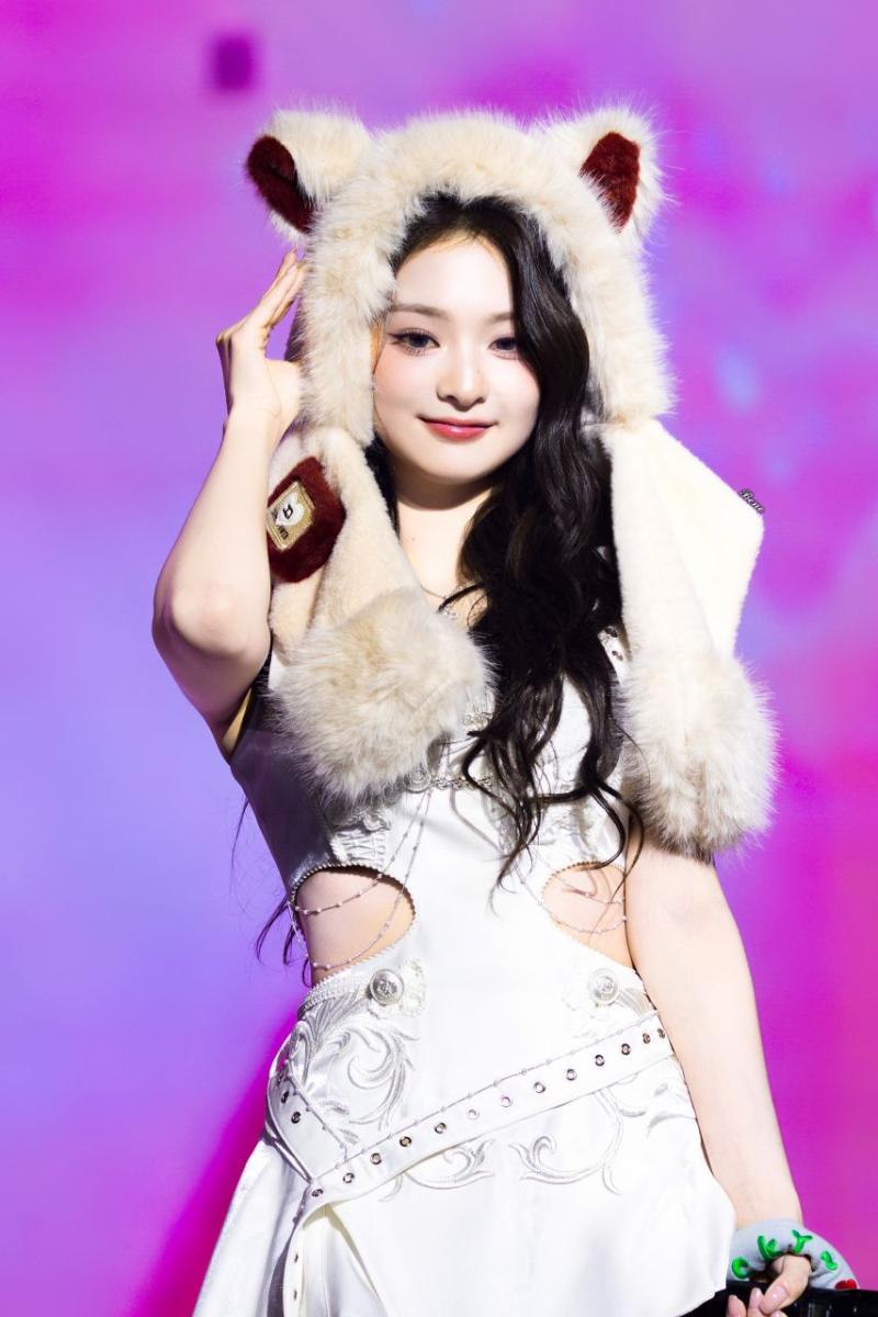 프로미스나인 이나경