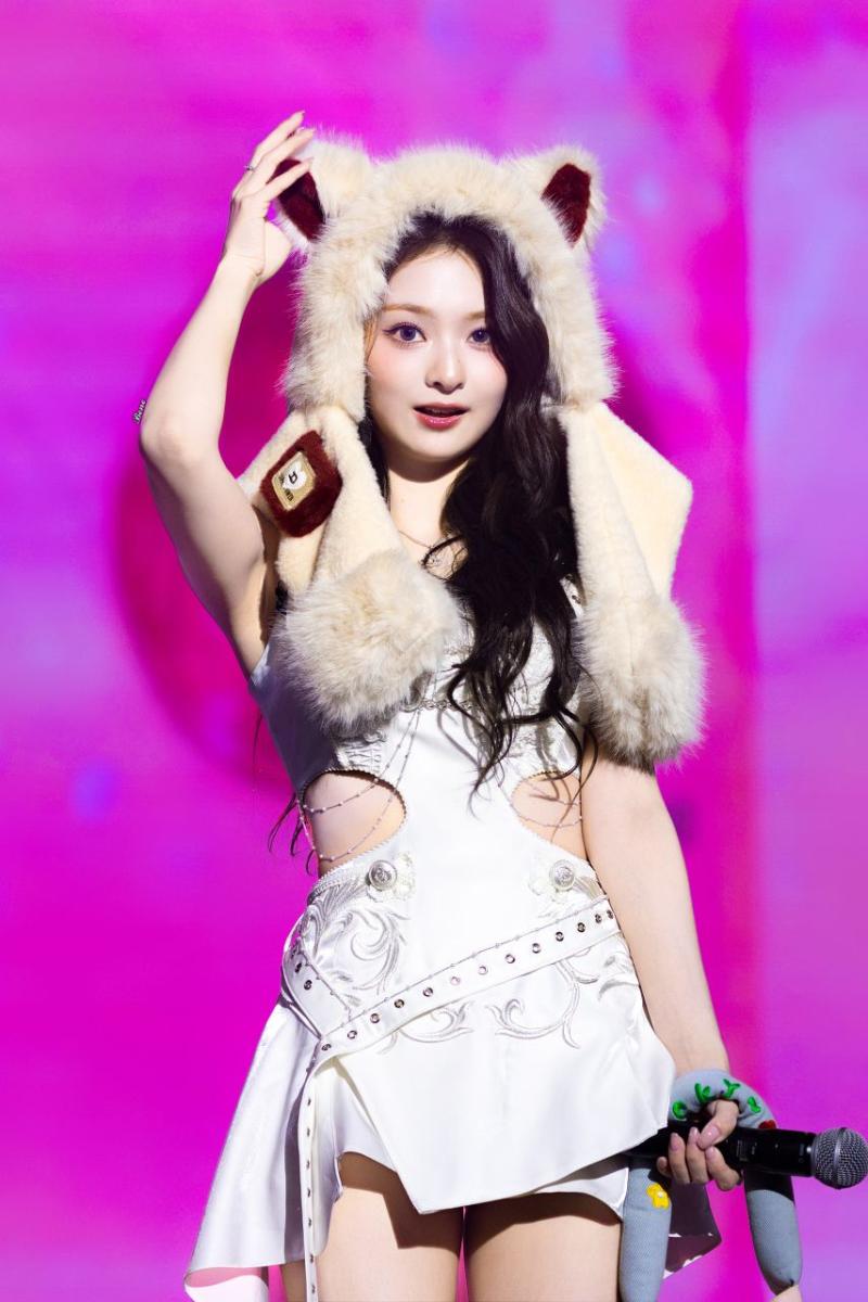 프로미스나인 이나경
