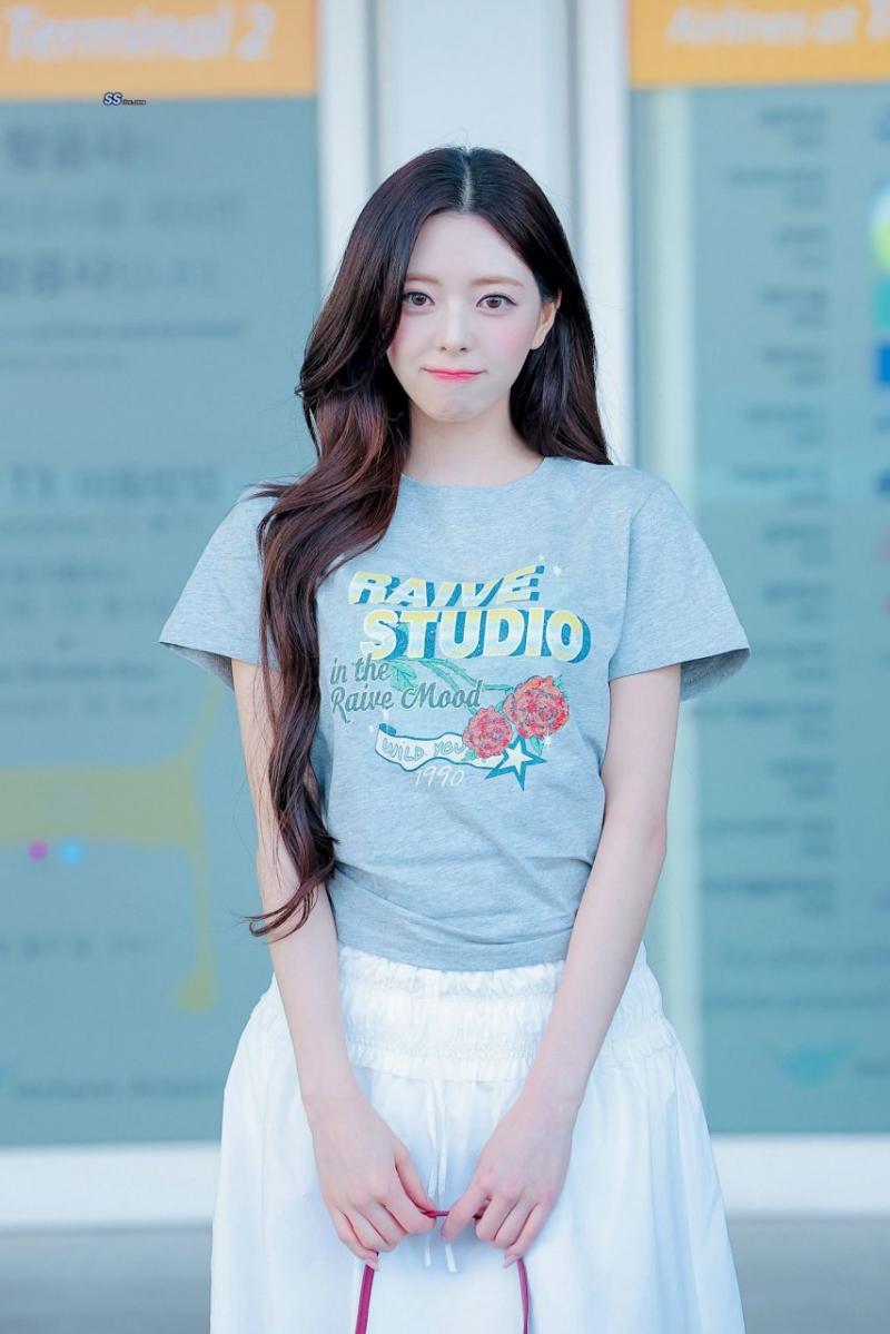 오늘자 광저우로 출국하는 ITZY 유나