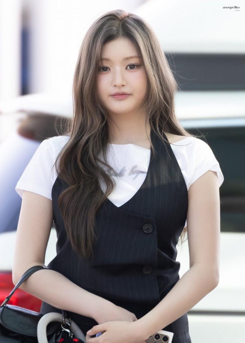 피프티피프티 아테나