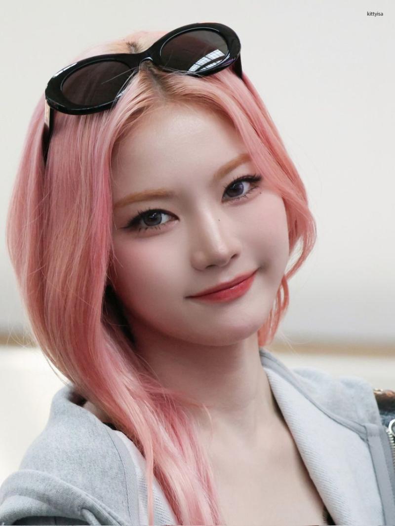 오늘 출국 스테이씨 아이사